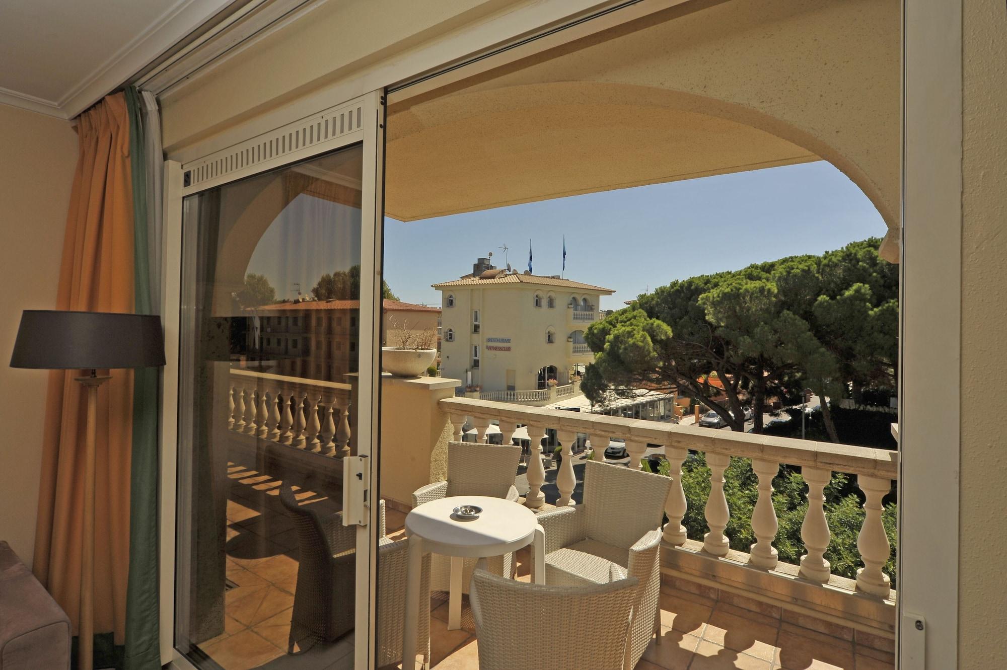Van Der Valk Hotel Barcarola Sant Feliu de Guíxols Esterno foto